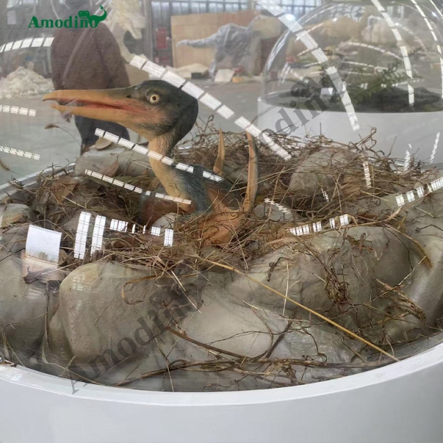 Incubadora de pterosaurios animatrónicos personalizable e hiperrealista para parque de atracciones