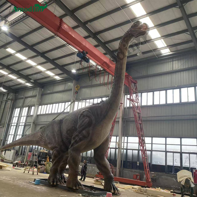 Brachiosaurus electrónico personalizable e hiperrealista para parque de atracciones