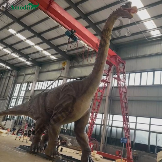 Brachiosaurus electrónico personalizable e hiperrealista para parque de atracciones