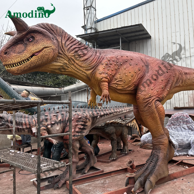 animatronic Carnotaurus model 7m long
