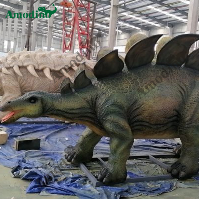 7m long animatronic Stegosaurus model