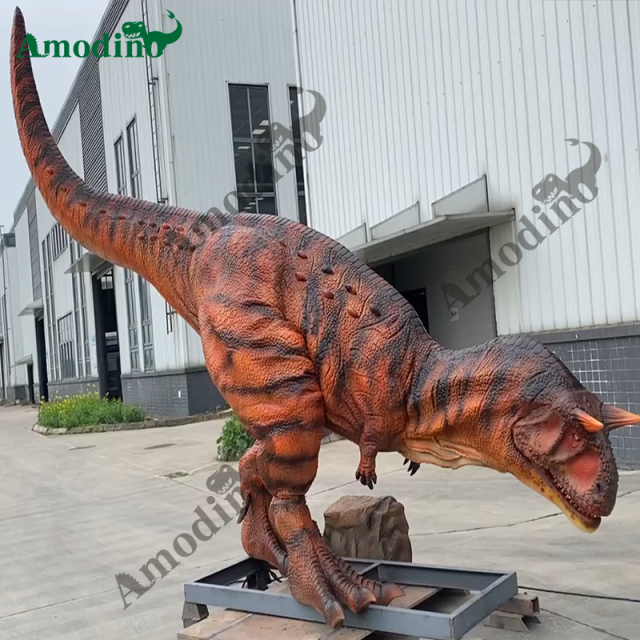 7m long animatronic Carnotaurus for dinosaur park