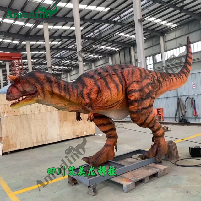 7m long animatronic Carnotaurus for dinosaur park