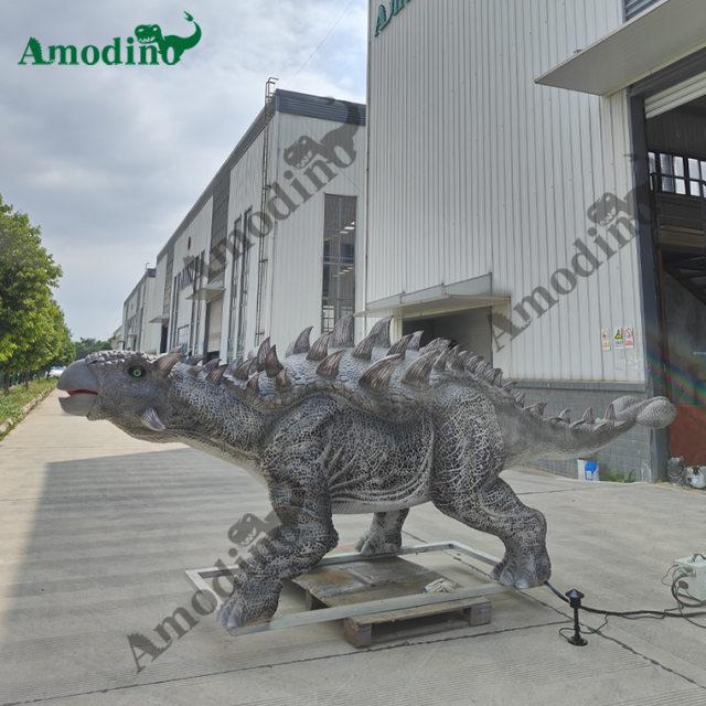 5m long animatronic Ankylosaur