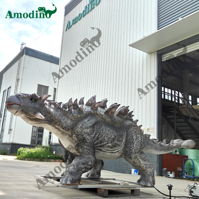 5m long animatronic Ankylosaur