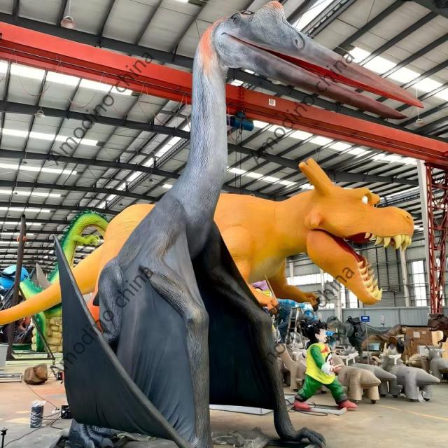 6m high  animatronic Quetzalcoatlus