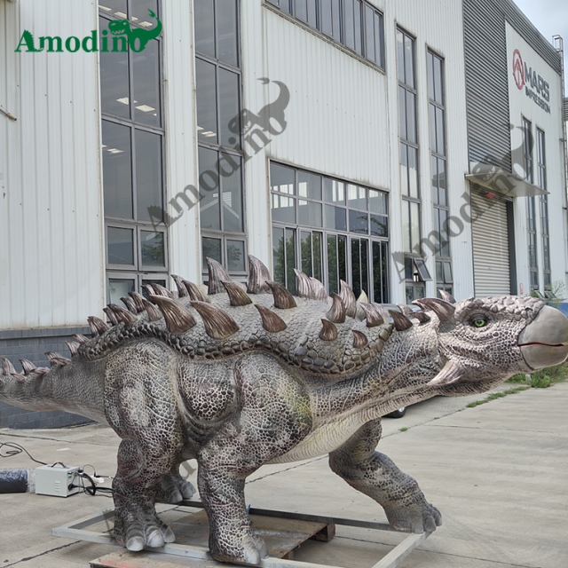 5m long animatronic Ankylosaur