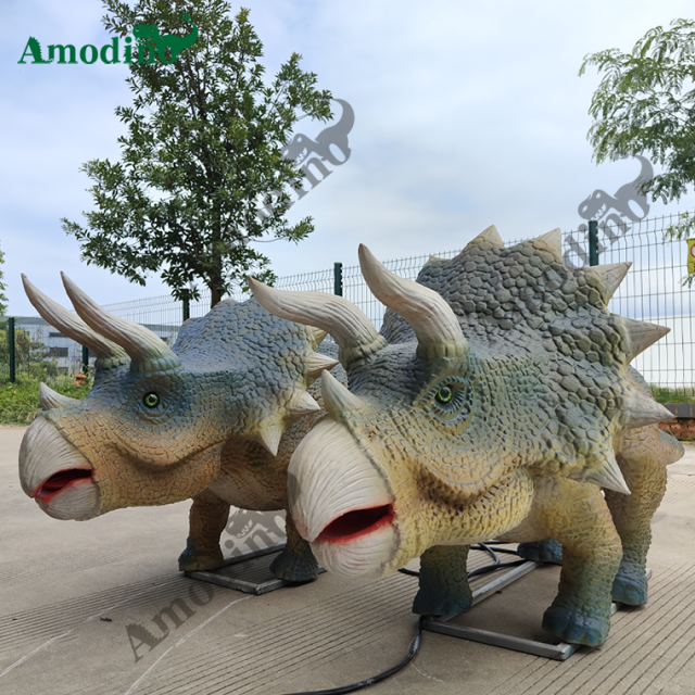 animatronic Baby Triceratops for dino park