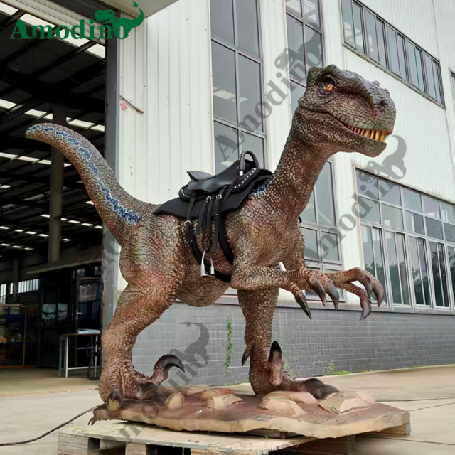 Hyper-realistic and affordable featherless raptors ideal for theme parks and zoos