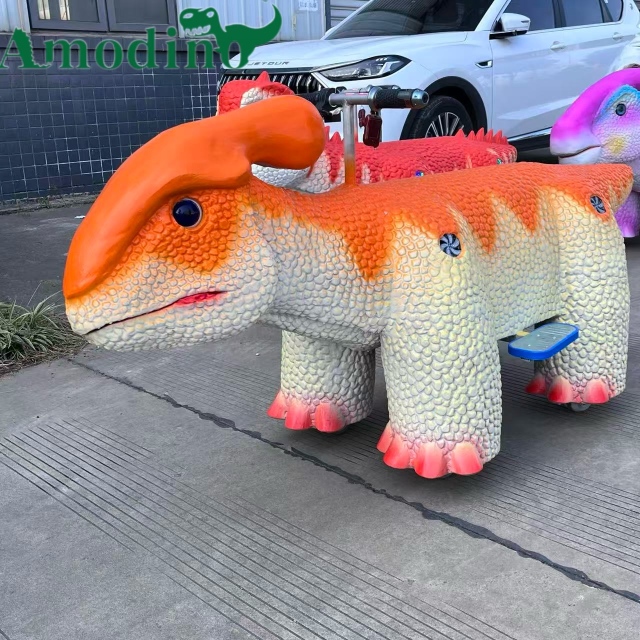 Montura de Parasaurolophus Naranja Personalizable – Para Centros de Entretenimiento Familiar