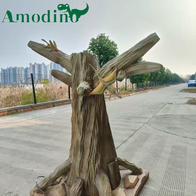 Artificial Tree with Animatronic Solnhofen Pterosaur – Prehistoric Display for Parks