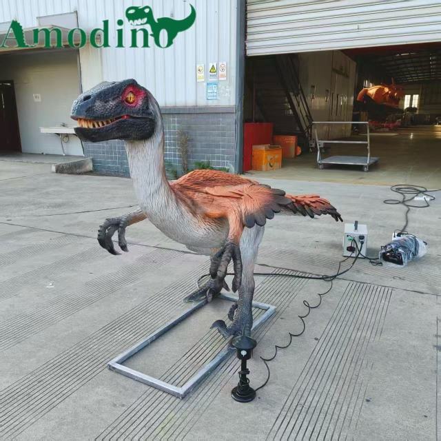 Troodon: The Smartest Dinosaur – Realistic Animatronic Replica for Museums