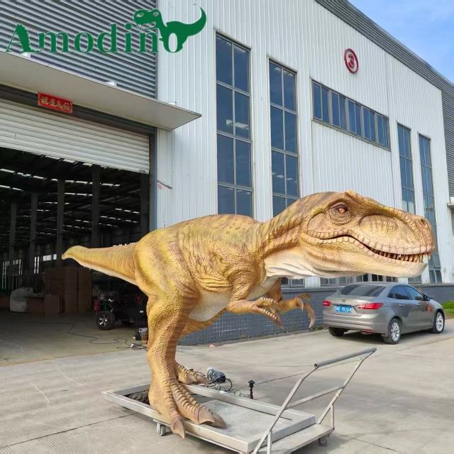 Cretaceous Rajasaurus Animatronic | Park Attraction
