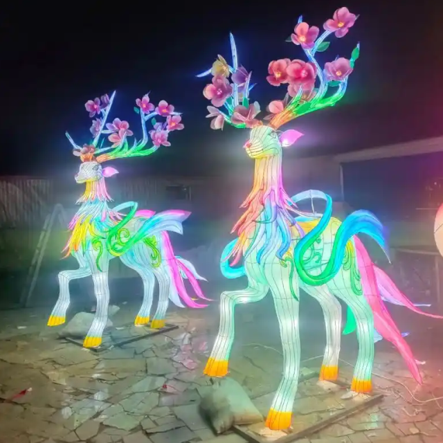 LED Illuminated Christmas Lanterns for  Holiday Festivals & Theme Parks
