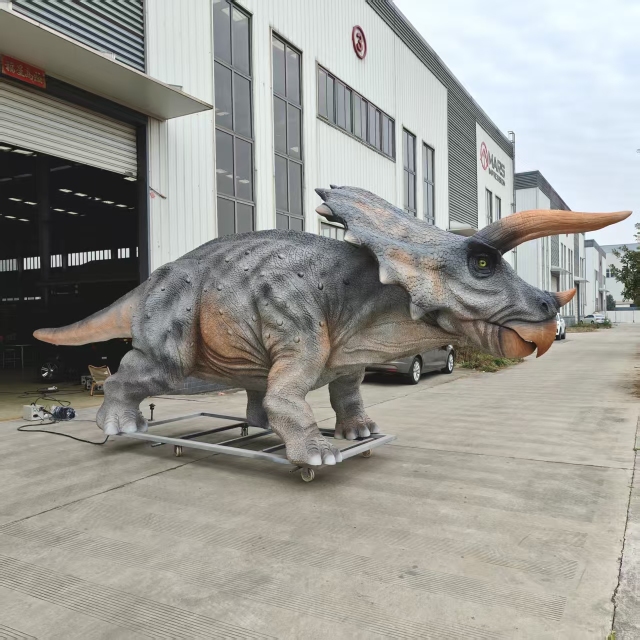 Custom Animatronic Triceratops | Factory Direct for Outdoor & Indoor Dinosaur Displays