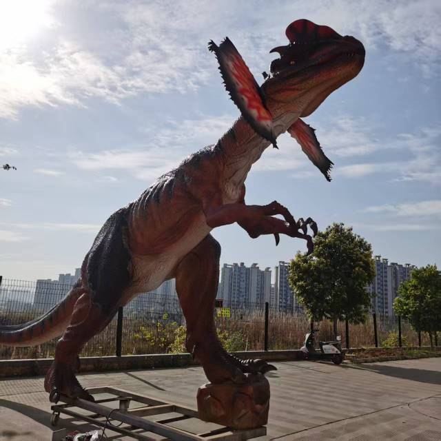 Custom Animatronic Dilophosaurus  for Theme Park