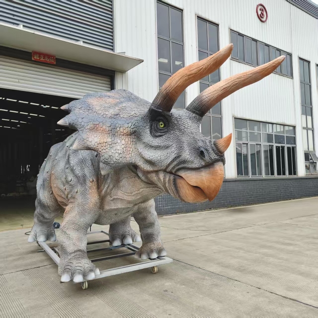 Custom Animatronic Triceratops | Factory Direct for Outdoor & Indoor Dinosaur Displays