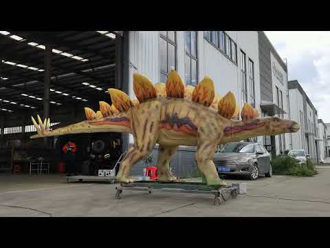 Realistic Animatronic Stegosaurus | Dinosaur Attraction