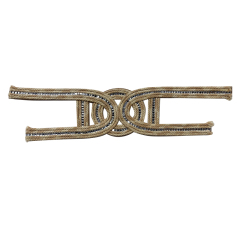 Benutzerdefinierte neue Perlenstickerei Sandalen Frauen bohren Acryl nähen Perlen Weben oberen halbfertigen Quelle Hersteller zur Probe Verarbeitung