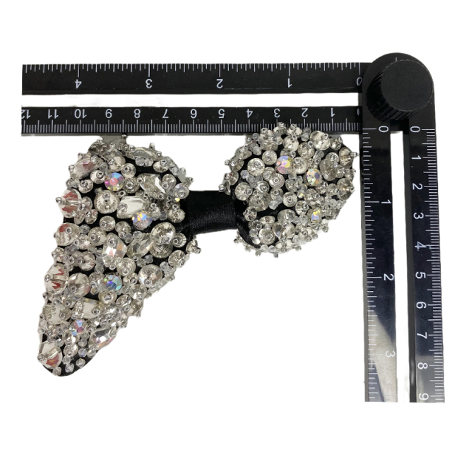 Hot-selling beads embroidery shoes flower acrylic diamond cloth nail bead shoes women's shoe upper accessories to sample processing custom