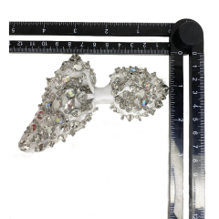 Hot-selling beads embroidery shoes flower acrylic diamond cloth nail bead shoes women's shoe upper accessories to sample processing custom