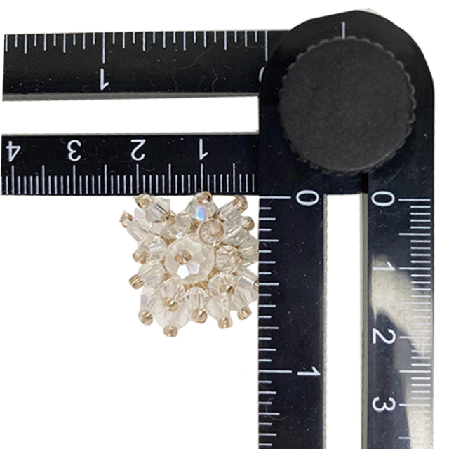 Custom shoe flower handmade beaded nail beaded shoe flower jewelry Women's shoes slippers children's shoes shoe buckle shoe upper accessories to sample processing