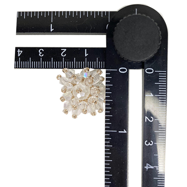 Custom shoe flower handmade beaded nail beaded shoe flower jewelry Women's shoes slippers children's shoes shoe buckle shoe upper accessories to sample processing