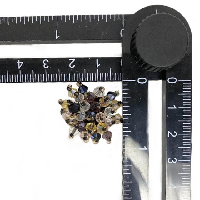 Custom shoe flower handmade beaded nail beaded shoe flower jewelry Women's shoes slippers children's shoes shoe buckle shoe upper accessories to sample processing