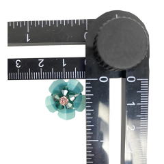 Custom shoe flower handmade beaded nail beaded shoe flower jewelry Women's shoes slippers children's shoes shoe buckle shoe upper accessories to sample processing