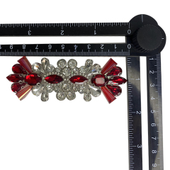 Zapatos personalizados flores hechos a mano con cuentas bordados clavos zapatos con cuentas adornos florales zapatos de mujer zapatillas zapatos de niño hebillas de zapatos accesorios de la parte superior procesamiento de muestras