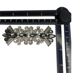 Zapatos personalizados flores hechos a mano con cuentas bordados clavos zapatos con cuentas adornos florales zapatos de mujer zapatillas zapatos de niño hebillas de zapatos accesorios de la parte superior procesamiento de muestras