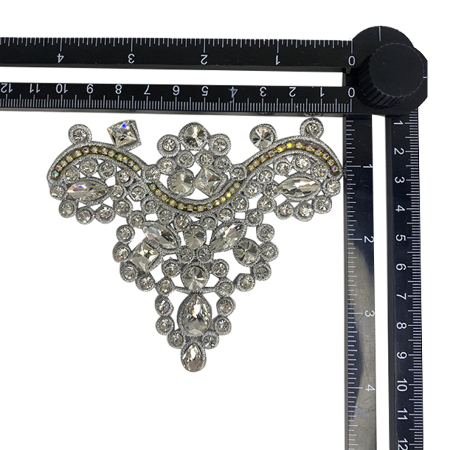 Zapatos personalizados flores hechos a mano con cuentas bordados clavos zapatos con cuentas adornos florales zapatos de mujer zapatillas zapatos de niño hebillas de zapatos accesorios de la parte superior procesamiento de muestras