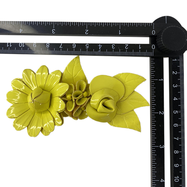 Zapatos personalizados flores hechos a mano con cuentas bordados clavos zapatos con cuentas adornos florales zapatos de mujer zapatillas zapatos de niño hebillas de zapatos accesorios de la parte superior procesamiento de muestras