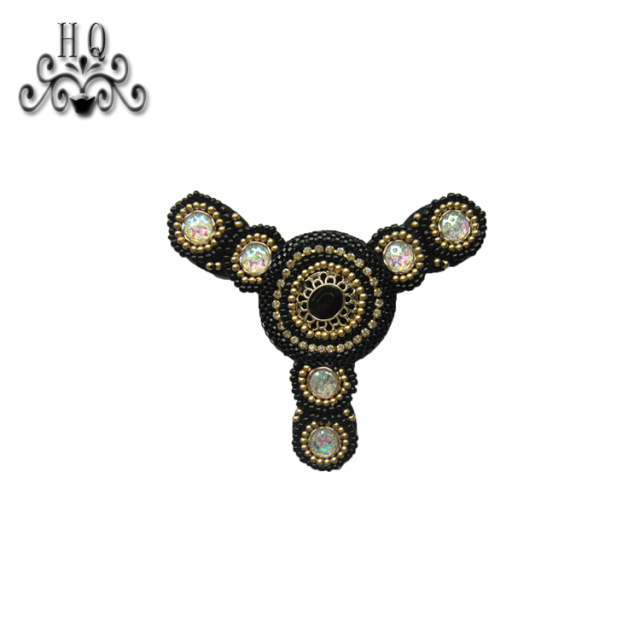 Hot hand nail bead sewing bead shoes flower electric embroidery women's shoes slippers children's shoes flower shoe buckle accessories to sample processing custom