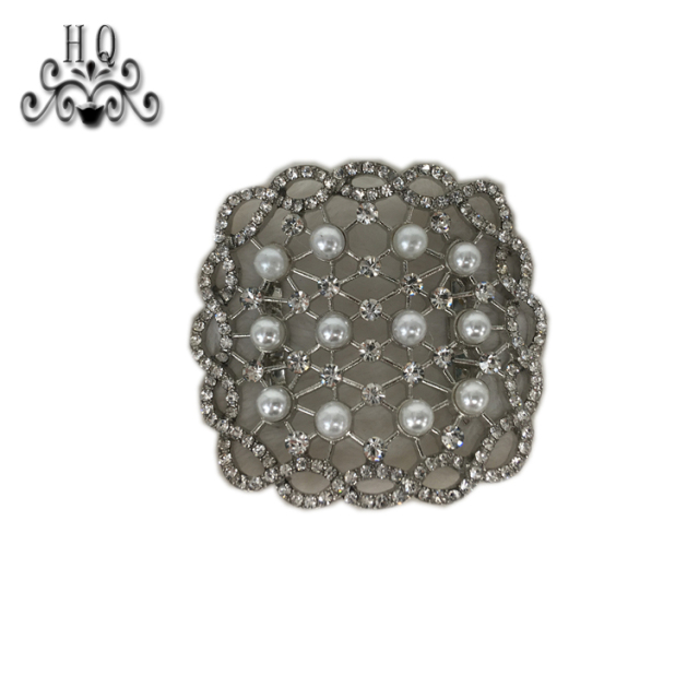 Cross-border explosive metal shoe buckle shoe chain shoe flower zinc alloy shoe flower shoe buckle shoe material accessories glass diamond rhinestones