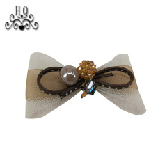 The new hot-selling hand-stitched bead hot drill female sandal shoes flower shoe material upper shoe buckle accessories to sample processing custom