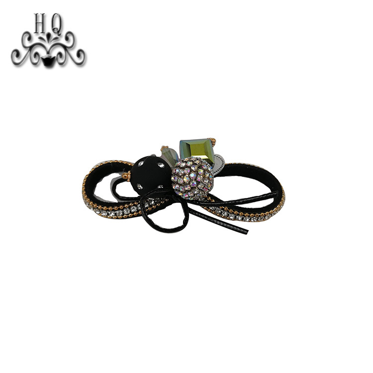 The new hot-selling hand-stitched bead hot drill female sandal shoes flower shoe material upper shoe buckle accessories to sample processing custom