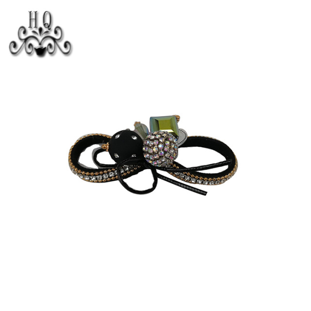 The new hot-selling hand-stitched bead hot drill female sandal shoes flower shoe material upper shoe buckle accessories to sample processing custom