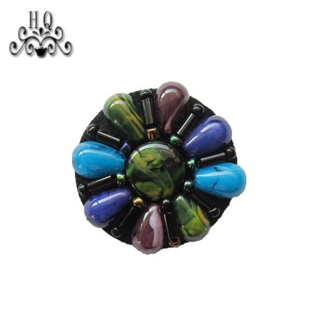 The new hot-selling Bohemian children's shoes shoes flower hand-stitched beads process slippers shoes flower shoe material upper shoe buckle accessories can be customized