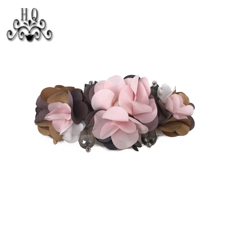 Hot-selling shoe upper jewelry glass beads pearl hand-stitched beads nail beads female sandal shoes flower shoe accessories processing customization