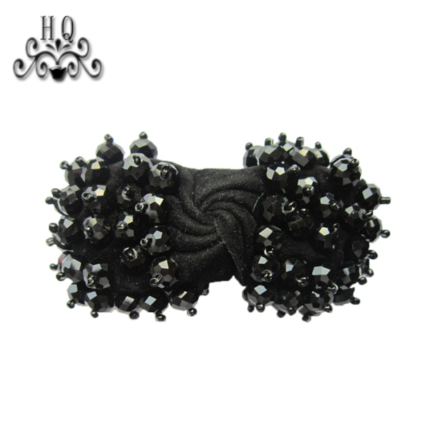 The new hot-selling Bohemian children's shoes shoes flower hand-stitched beads process slippers shoes flower shoe material upper shoe buckle accessories can be customized