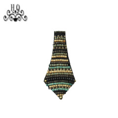 The new hot-selling Bohemian children's shoes shoes flower hand-stitched beads process slippers shoes flower shoe material upper shoe buckle accessories can be customized