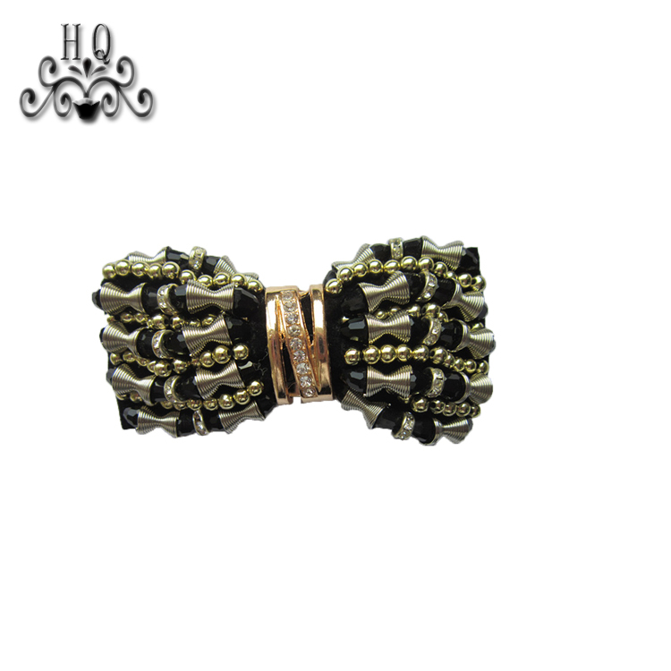 The new hot-selling Bohemian children's shoes shoes flower hand-stitched beads process slippers shoes flower shoe material upper shoe buckle accessories can be customized