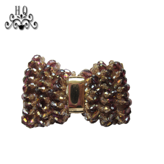 The new hot-selling Bohemian children's shoes shoes flower hand-stitched beads process slippers shoes flower shoe material upper shoe buckle accessories can be customized