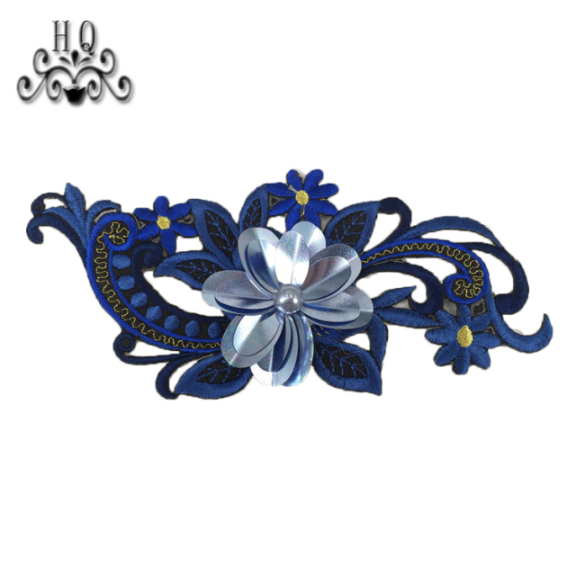 Europe and the United States new hot metal alloy welding acrylic diamond women's shoes slippers children's shoes shoes flower shoe buckle accessories to sample processing custom