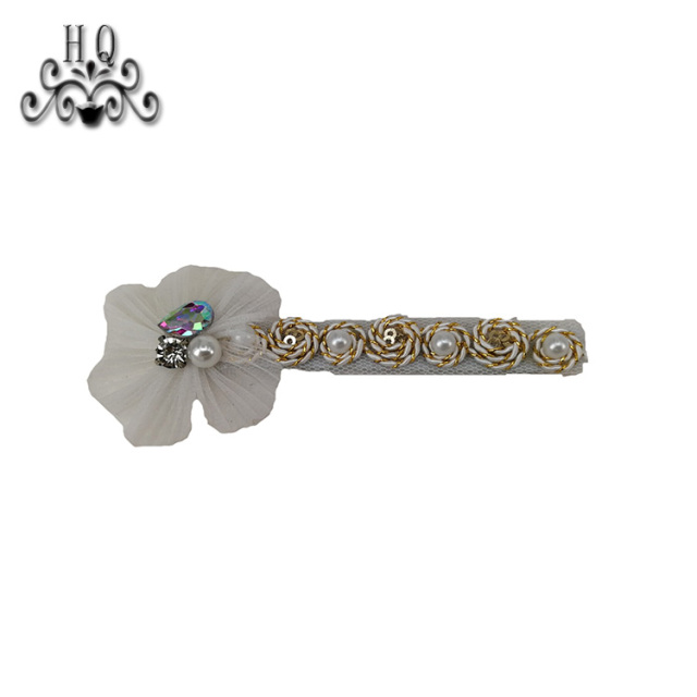 The hot sale of hand-stitched bead craft sandals shoes flower shoe material shoe buckle accessories