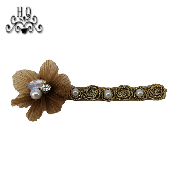 The hot sale of hand-stitched bead craft sandals shoes flower shoe material shoe buckle accessories