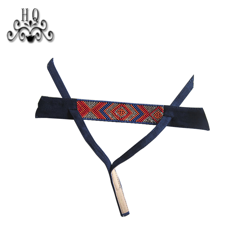 Processing custom slippers vamp laser hot drilling technology to produce semi-finished PU fabric woven foreign trade