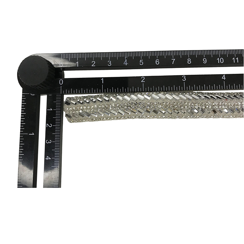 Custom new vamp accessories PP grass woven PU hand nailed beads female sandal face semi-finished accessories wholesale processing