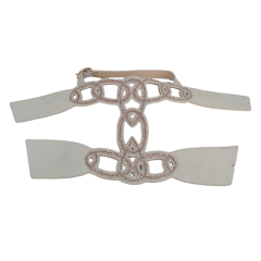 Benutzerdefinierte neue Perlenstickerei Sandalen Frauen bohren Acryl nähen Perlen Weben oberen halbfertigen Quelle Hersteller zur Probe Verarbeitung